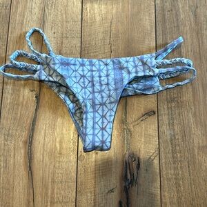 Midori bikinis bottoms